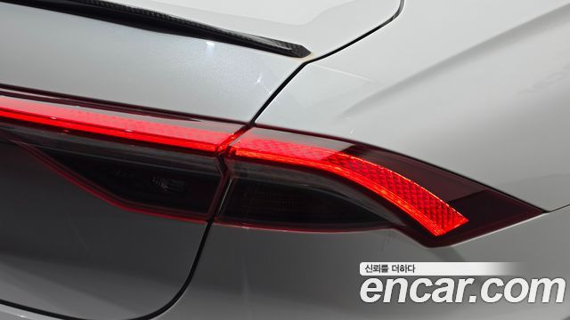 Hyundai Grandeur 2022 — photo 9
