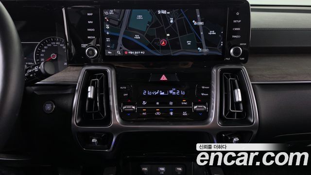 Kia Sorento 2021 — photo 18