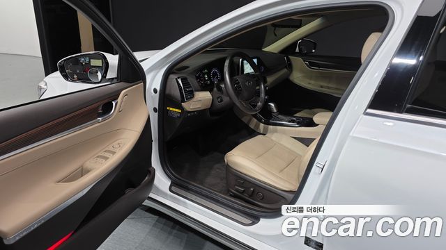 Hyundai Grandeur 2018 — photo 10