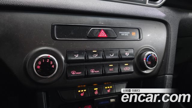 Kia Sportage 2016 — photo 16