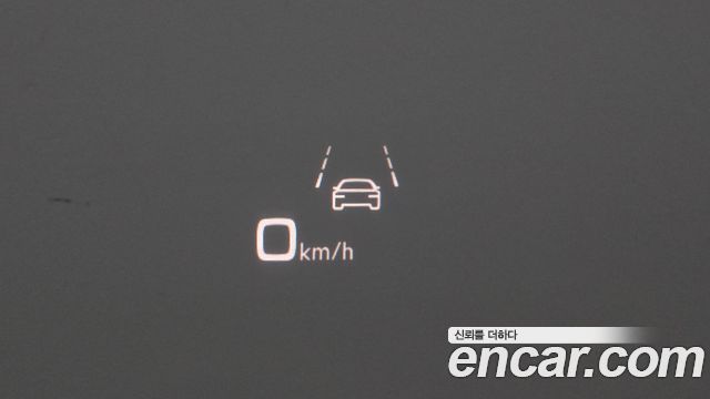Audi A8 2021 — photo 37