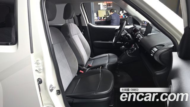 Hyundai Casper 2023 — photo 17