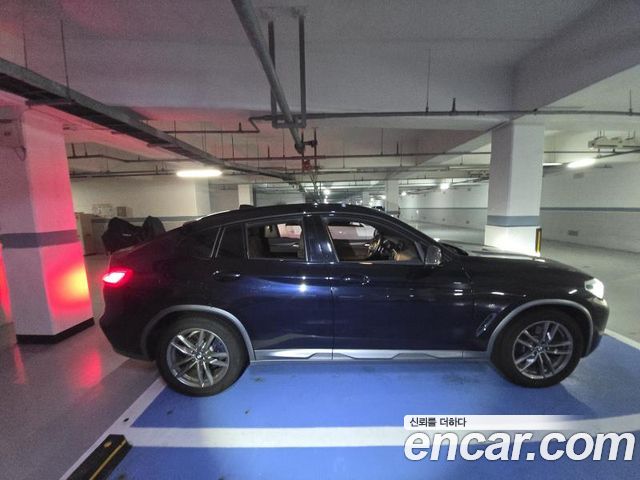 BMW X4 2021 — photo 2