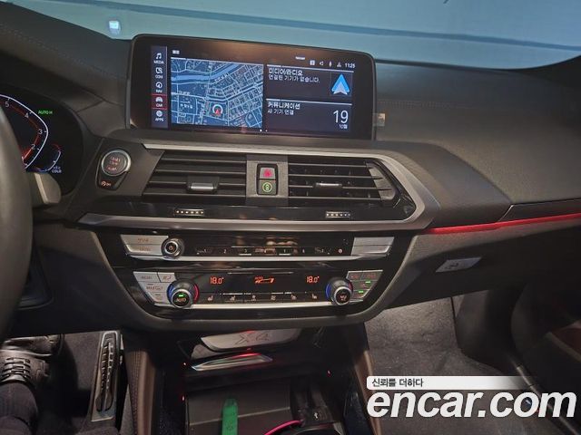 BMW X4 2021 — photo 8
