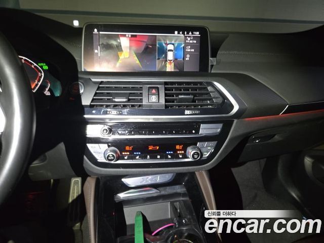 BMW X4 2021 — photo 9