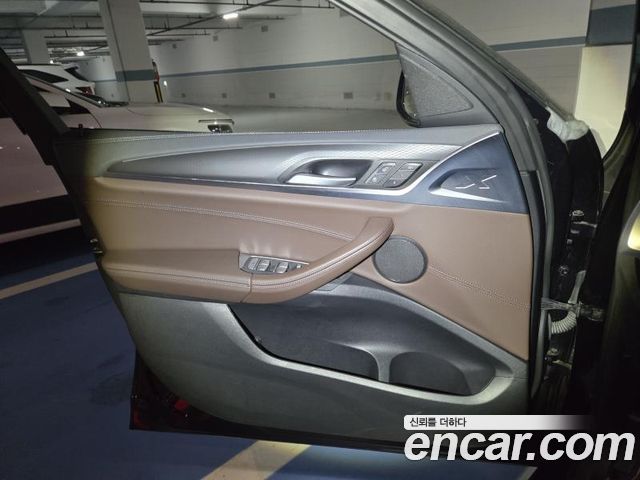 BMW X4 2021 — photo 12