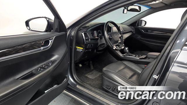 Hyundai Grandeur 2018 — photo 10