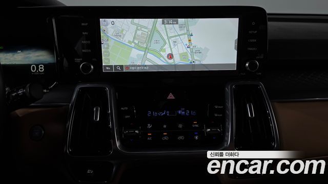 Kia Sorento 2023 — photo 12