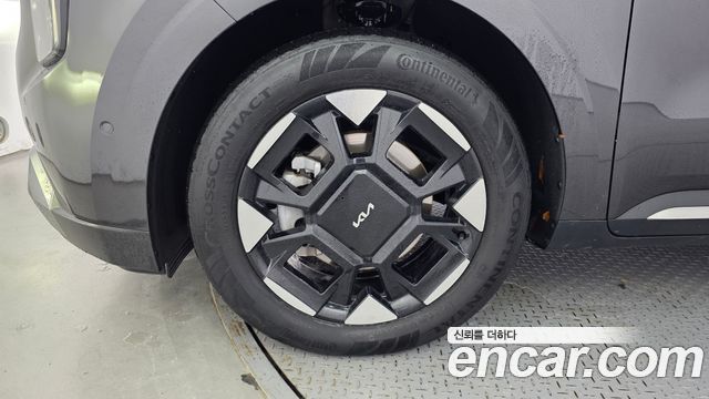 Kia Canival 2025 — photo 5