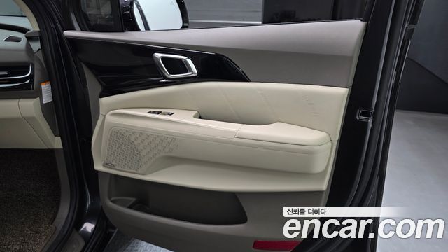 Kia Canival 2025 — photo 14