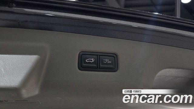 Kia Canival 2025 — photo 36