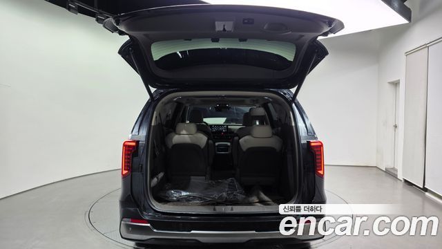 Kia Canival 2025 — photo 37