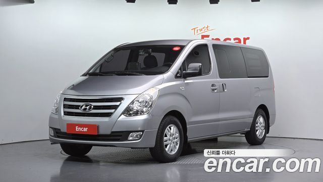 Hyundai Starex 2016 — photo 1