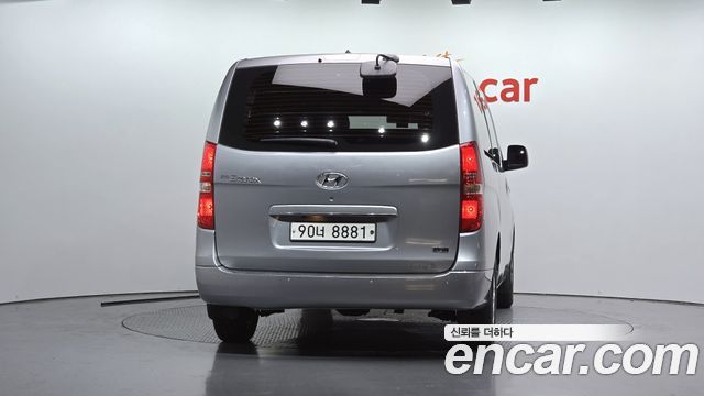 Hyundai Starex 2016 — photo 4