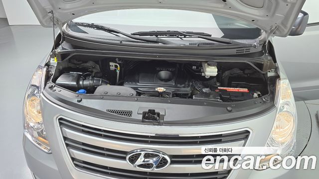 Hyundai Starex 2016 — photo 6