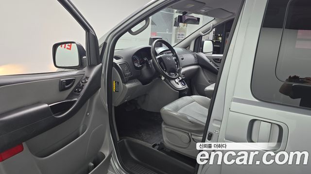 Hyundai Starex 2016 — photo 10