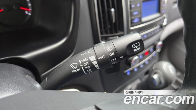 Hyundai Starex 2016 — photo 19