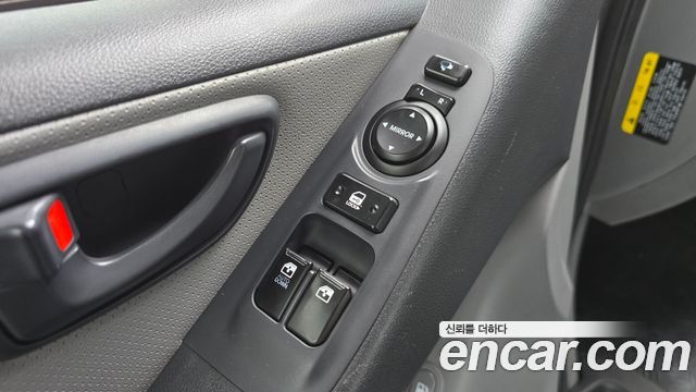 Hyundai Starex 2016 — photo 20