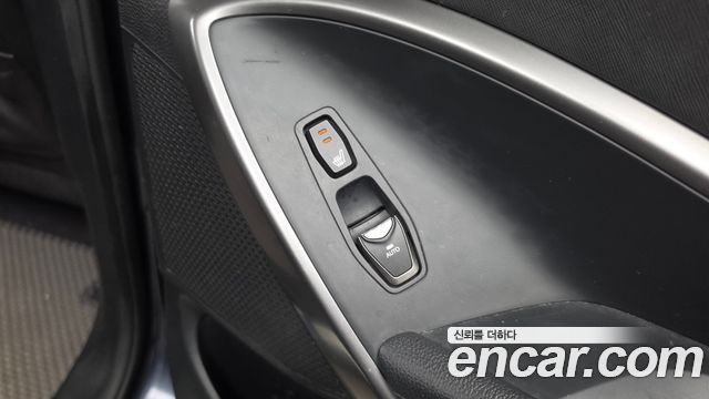 Hyundai Maxcruz 2017 — photo 25