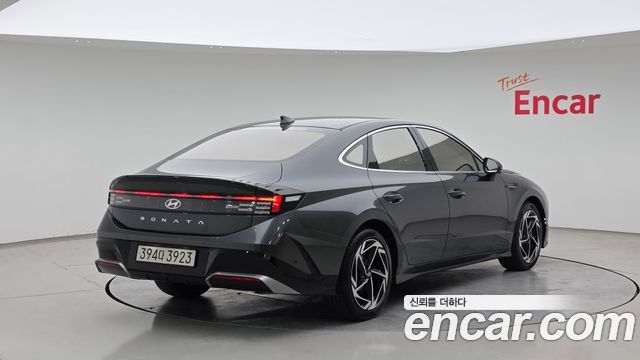 Hyundai Sonata 2026 — photo 2