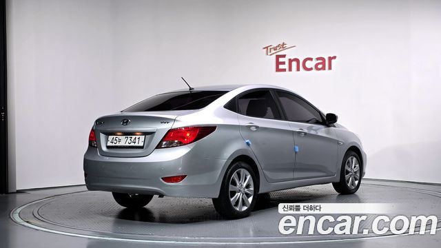 Hyundai Accent 2016 — photo 2