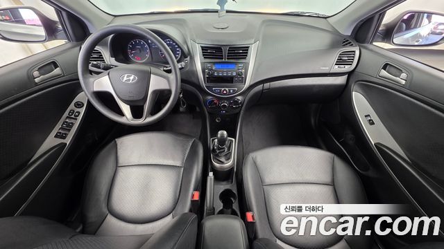 Hyundai Accent 2016 — photo 10