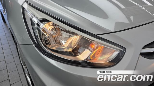 Hyundai Accent 2016 — photo 8