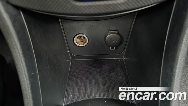 Hyundai Accent 2016 — photo 27