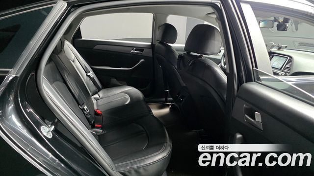 Hyundai Sonata 2020 — photo 11