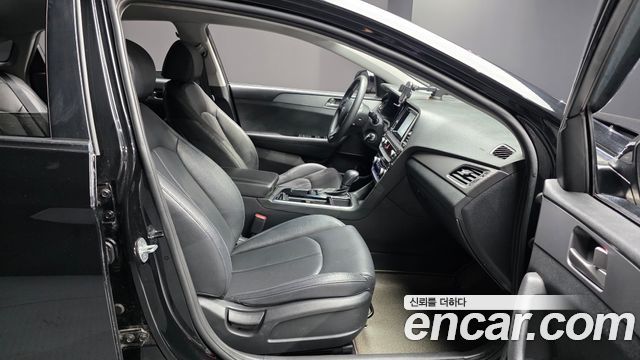 Hyundai Sonata 2020 — photo 12