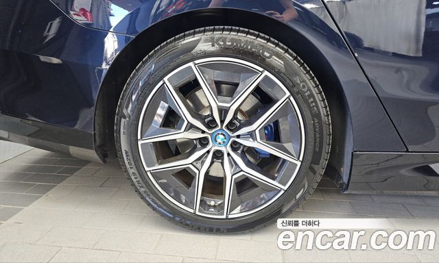 BMW i5 2024 — photo 5