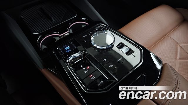 BMW i5 2024 — photo 12