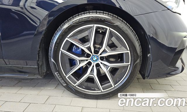 BMW i5 2024 — photo 7