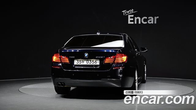 BMW 5-Series 2016 — photo 4