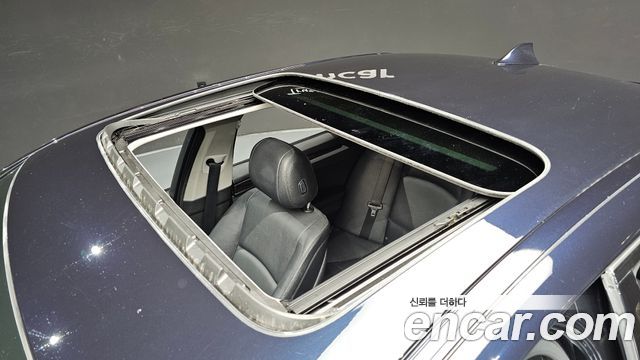 BMW 5-Series 2016 — photo 31