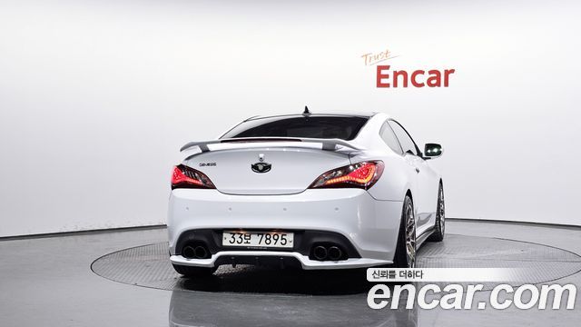 Hyundai Genesis 2014 — photo 4