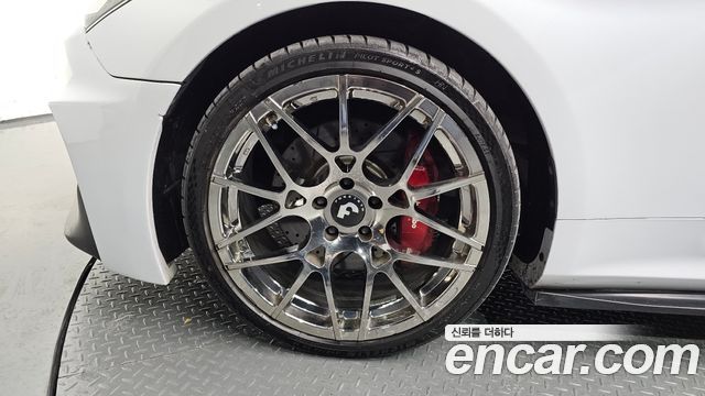 Hyundai Genesis 2014 — photo 5