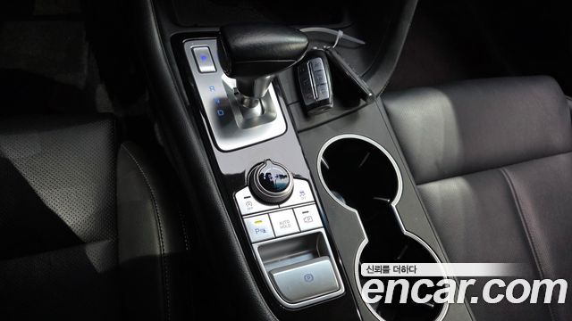 Genesis G70 2021 — photo 9