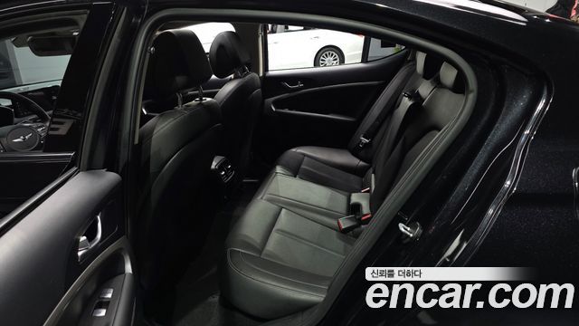 Genesis G70 2021 — photo 12
