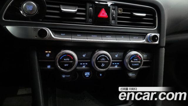 Genesis G70 2021 — photo 20