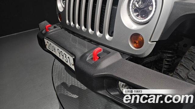 Jeep Wrangler 2012 — photo 33