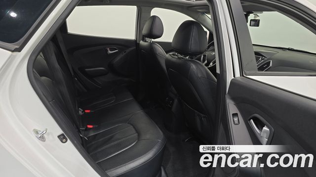 Hyundai Tucson 2015 — photo 17