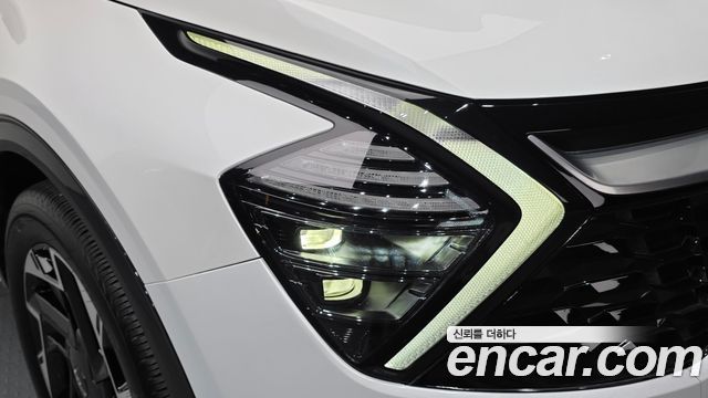 Kia Sportage 2024 — photo 8
