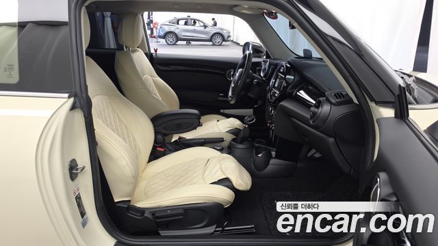 Mini Cooper 2019 — photo 17