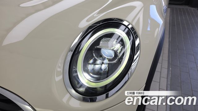Mini Cooper 2019 — photo 8