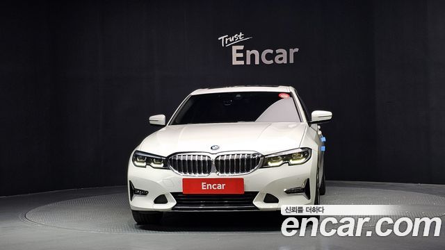 BMW 3-Series 2022 — photo 3