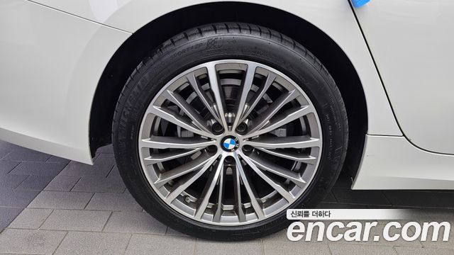 BMW 3-Series 2022 — photo 5