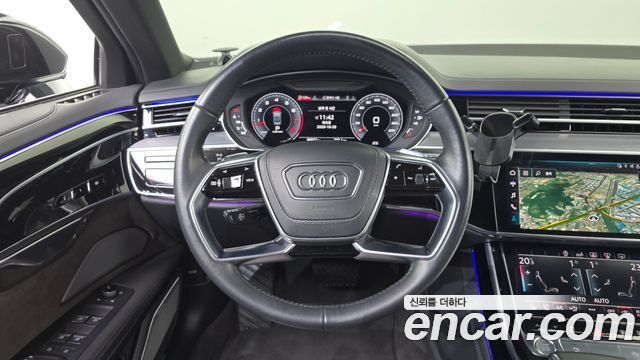 Audi A8 2020 — photo 19