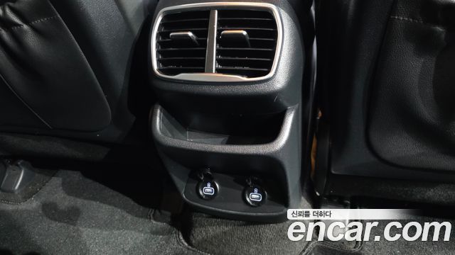 Hyundai Santafe 2019 — photo 24