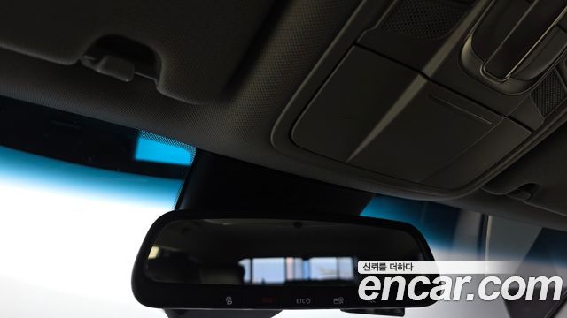 Hyundai Santafe 2019 — photo 25